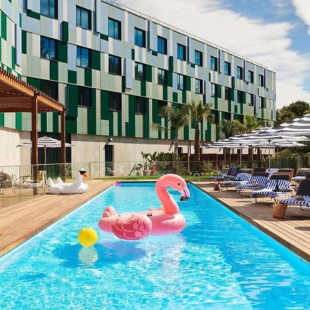 Отель Moxy Sophia Antipolis Бьо Экстерьер фото